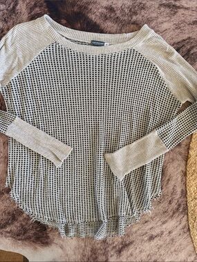 EARTHBOUND Beige and Black Waffle Knit Long Sleeve Top